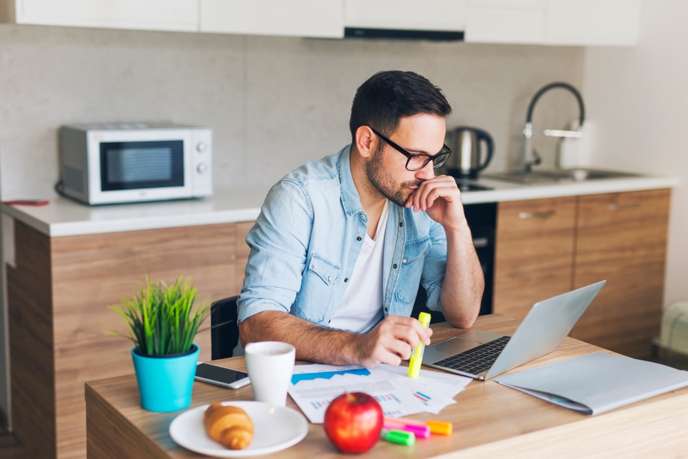 What You Need to Know to Manage Remote Workers