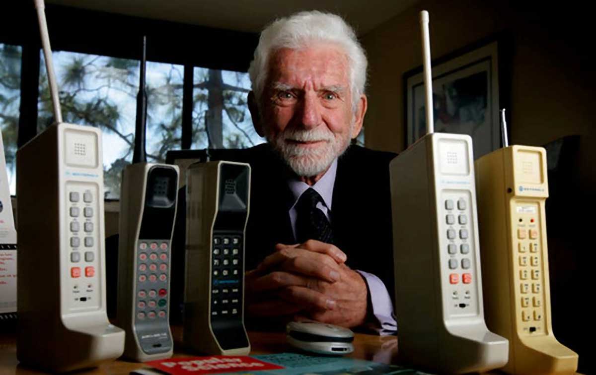 image of Marty Cooper with Cell Phones