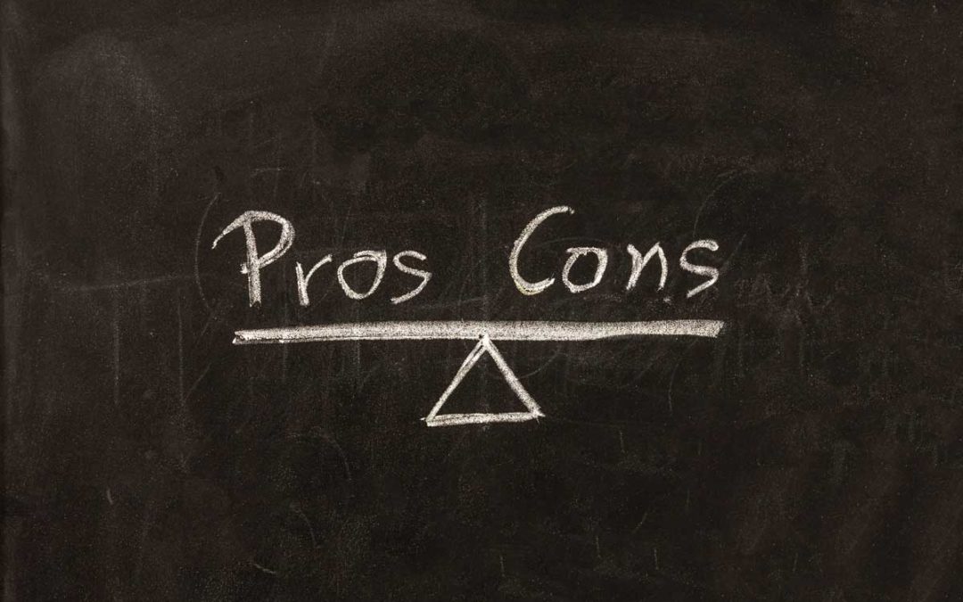 pros contra cons concept empty list on blackboard